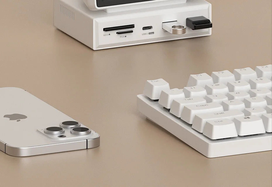 Hagibis 3.5" IPS Mini PC Monitor with USB-C Hub